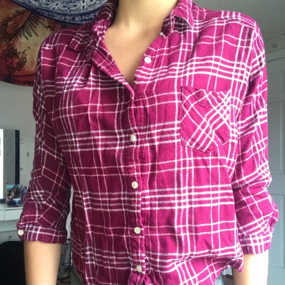 Pink maroon plaid tshirt - Picture 2 of 3